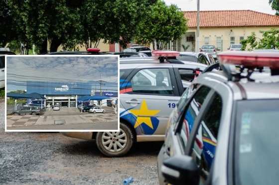 A Polícia não informou o calibre das armas e munições roubadas. 