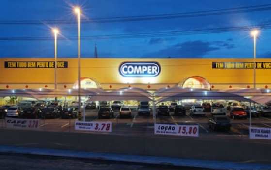 Comper (esta na Fernando Correa) está ocupando prédios do Modelo