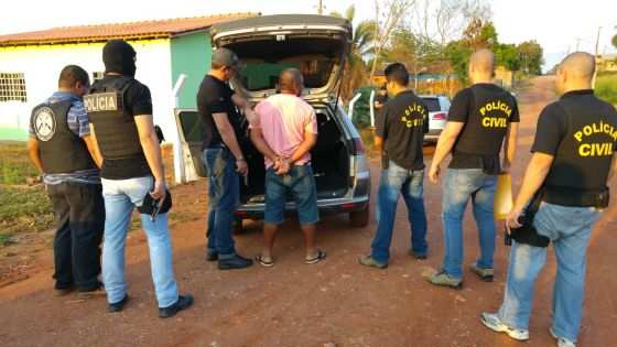 Após ser identificado como autor do crime, o acusado teve o mandado de prisão representado pelo delegado, Antônio Carlos de Araújo e expedido pela Justiça.