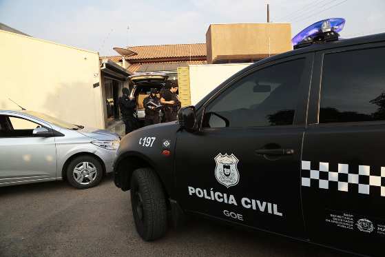O casal contou que recebeu os processos de uma terceira pessoa e passou a ligar para advogada com o objetivo de tirar vantagens