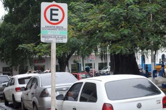 Faixa Verde vai controlar estacionamento nas ruas do Centro de Cuiabá.