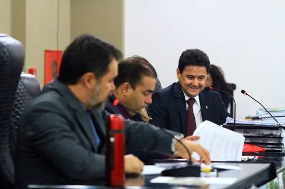 Eder afirma ter provas robustas quanto às ilegalidades