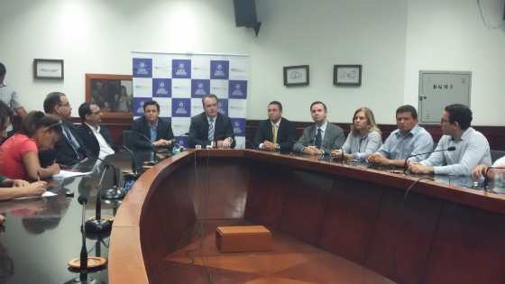 Em coletiva, autoridades detalharam esquema de fraudes.