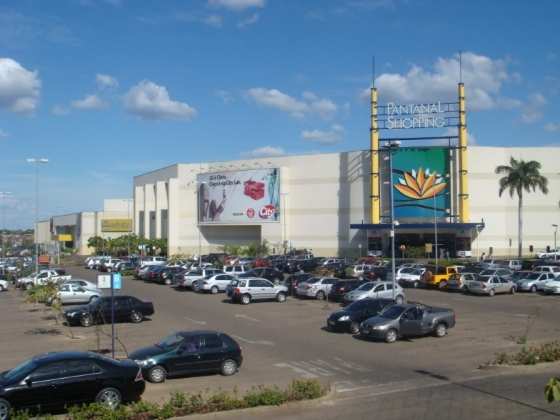 Estacionamento do Shopping Pantanal aumentou de R$8 para R$9 