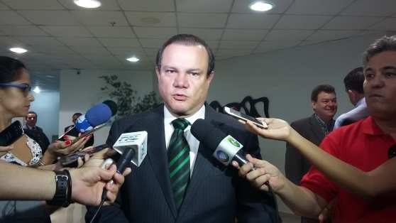 O senador Wellington Fagundes argumentou que, em 2014,  teve mais voto que Taques por ser municipalista.