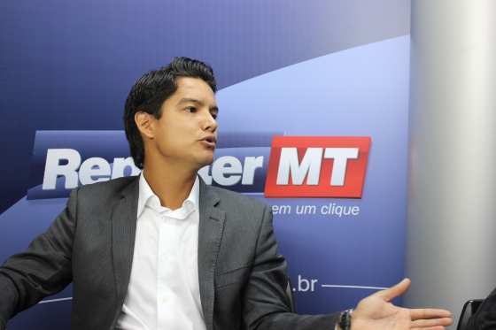 Haroldo Kuzai, presidente da Câmara Municipal, assume a Prefeitura pela segunda vez.