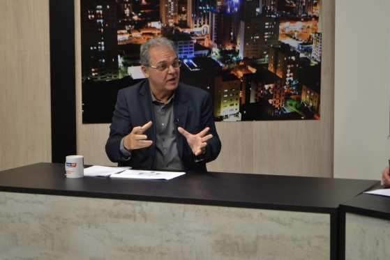O secretário de Estado de Cidades, Eduardo Chiletto, diz que vê 'luz no fim do túnel'