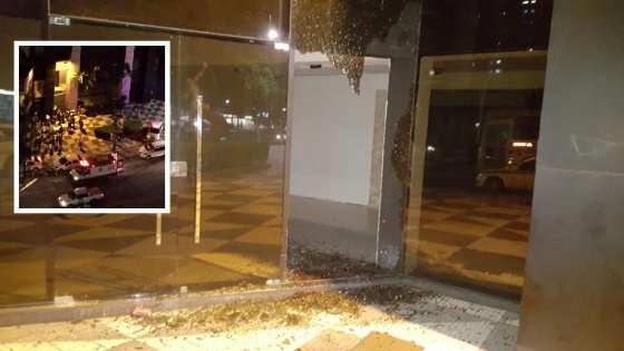 Movimentação em frente ao hotel foi intensa após a tentativa de latrocínio.