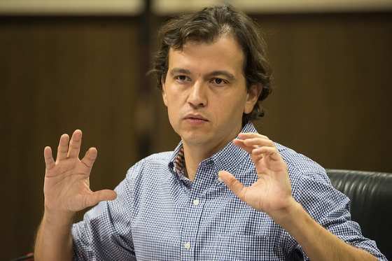 A motivação da saída de Leandro Carvalho ainda não foi esclarecida.