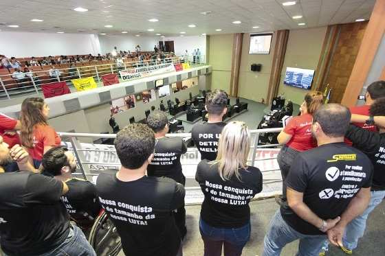 Botelho cancelou a sessão desta terça-feira (3) por falta de quórum.