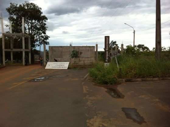 Entrada de turistas estava proibida na manhã desta sexta-feira.