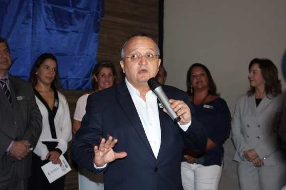 Governador Pedro Taques se reuniu com a base antes da votação da RGA 