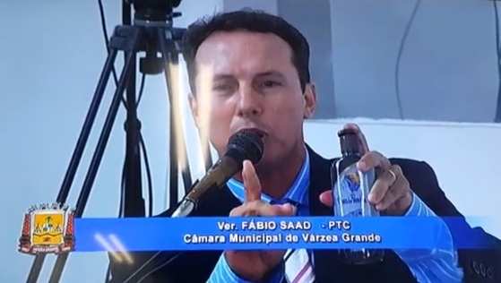 A ação de Saad seria em protesto às declarações de Taques