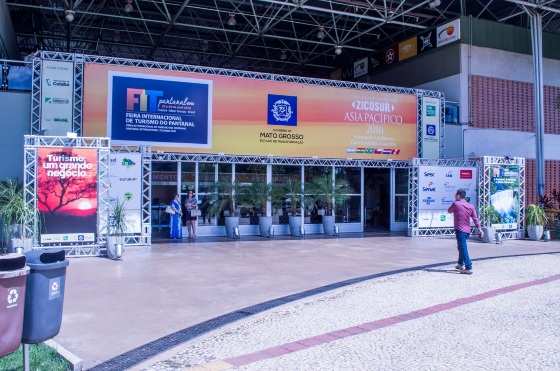 A programação do evento segue até domingo (24)