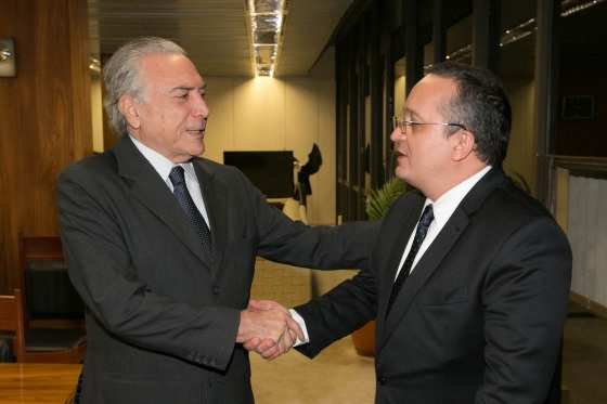 Apesar do suposto convite, pessoas próximas ao governador descartam a idea