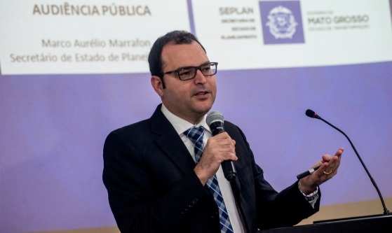 Marrafon se refere à Lei Nº 8.278, de 30 de dezembro de 2004, que estabelece a política de de remuneração dos servidores públicos estaduais.