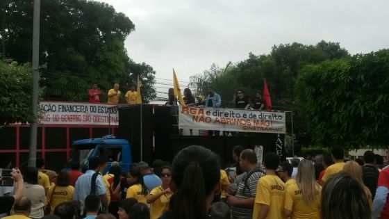 O Fórum Sindical que está negociando desde janeiro com a equipe financeira do governador Pedro Taques (PSDB) articula 30 carreiras.