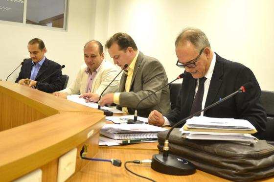 Deputados membros da CPI: Wilson Santos (PSDB), Dr Leonardo (PSD), Max Russi (PSB) e Zé Carlos do Pátio (SD).