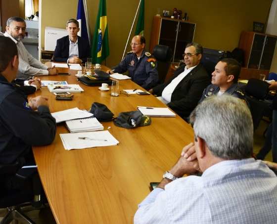 Secretário e comandos da PM e PJC se reuniram para definir estratégias.