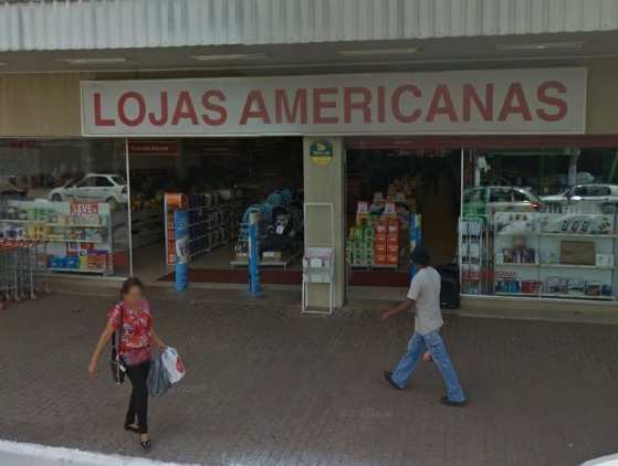 Lojas Americanas de Várzea Grande foi invadida na madrugada desta sexta-feira (18).