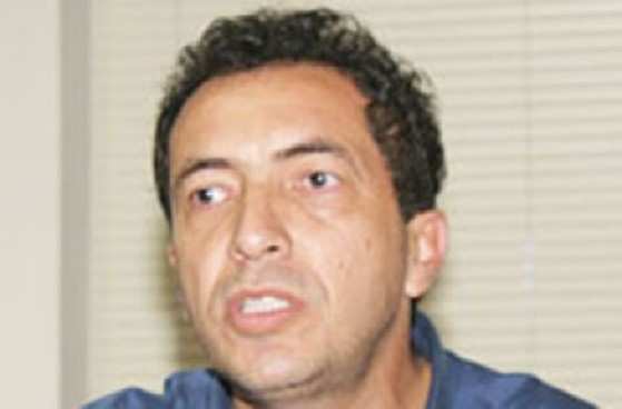 Vicente Vuolo é economista, cientista político e analista legislativo 