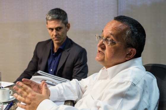 Taques discute resposta do governo