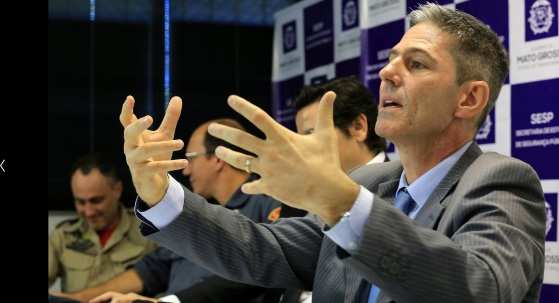 O delegado Rogers Jarbas comanda a Segurança Pública do Estado.