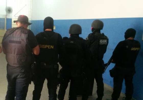 As Polícias Civil e Militar já foram para o município reforçar a “caça” aos fugitivos