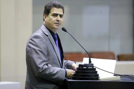 Somente o deputado Emanuel Pinheiro participou mas não fez questionamento