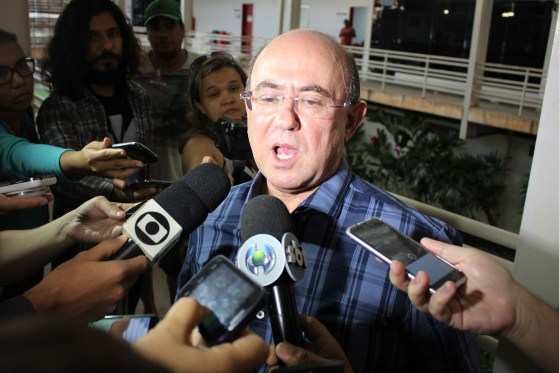 O ex-deputado estadual José Riva teria, conforme depoimento do ex-governador Silval Barbosa, pressionado para que o contrato com a empresa Consignum fosse mantido.