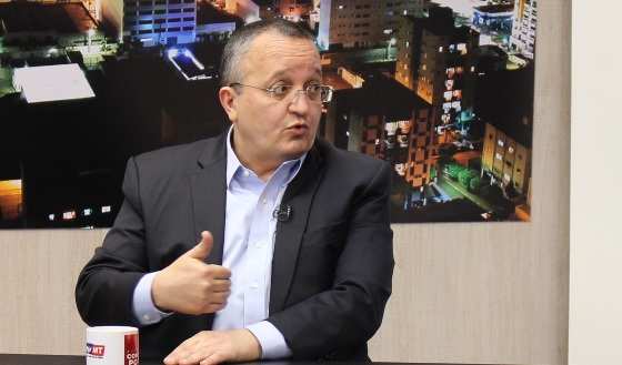 Taques comparou a ideia ao exemplo de São Paulo e disse que Cuiabá não tem condições.