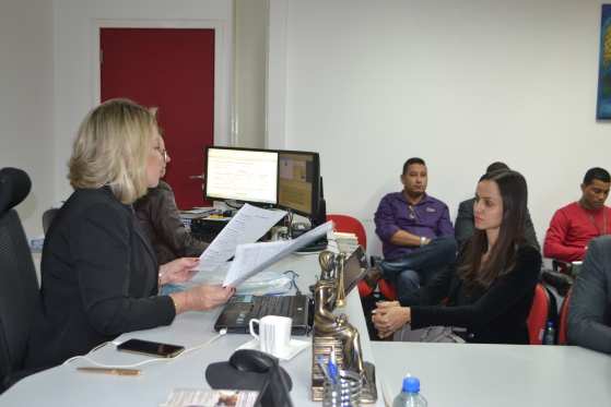 Delegada Alexandra Fachone em depoimento à juiza Selma Arruda.. 
