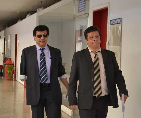 Os advogados de Marcel de Cursi: Marcos Dantas e Goulth Valente defendem que ação passe para instância superior.