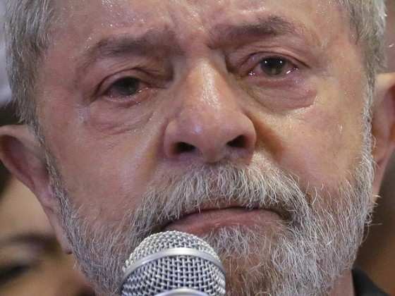 Lula, preso há oito meses, tem reclamado da falta de visitas íntimas