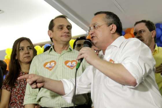 “Não podemos deixar fazer com Cuiabá o que fizeram com Mato Grosso quando quebraram esse Estado”, asseverou.