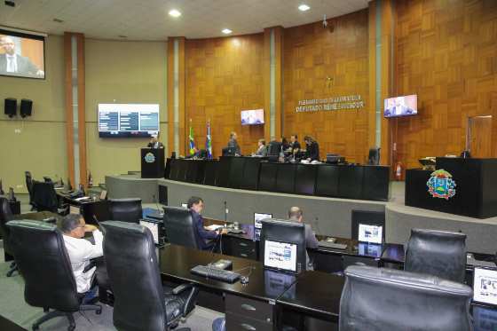 Os deputados aprovaram por unanimidade o projeto
