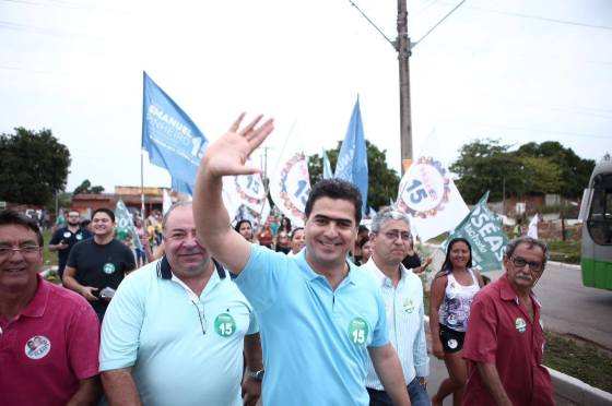 Emanuel Pinheiro durante a campanha eleitoral de 2016, em Cuiabá.