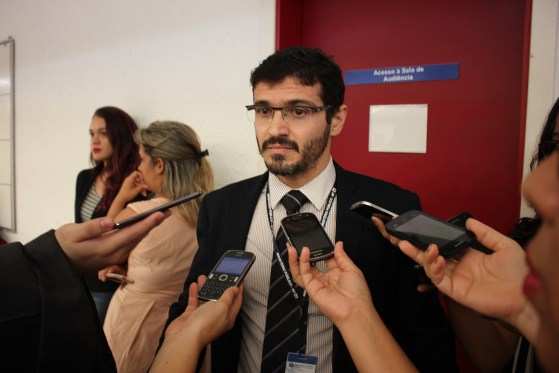 O chefe do Gaeco diz que o Gaeco não move qualquer investigação relacionada à que motivou a saída do secretário da Casa Civil.