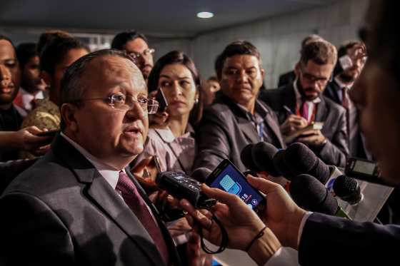 Taques cobra que investimentos sejam da União