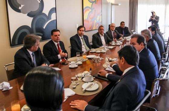Os governadores pressionam por aprovação rápida do projeto.