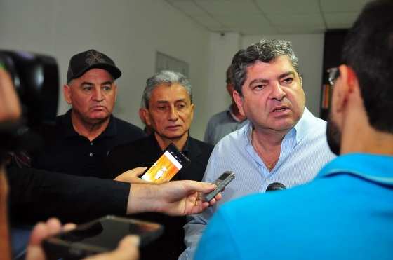 Presidente da AMM, Neurilan Fraga, se reuniu com deputados durante a semana para pedir ajuda na busca por recursos.