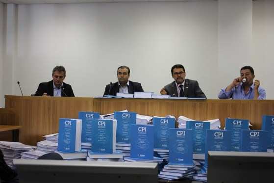 Apresentação do relatório da CPI ocorreu na tarde desta quarta.