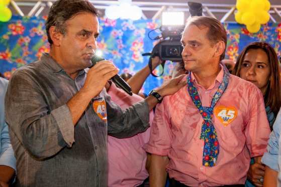 O tucano comentou sobre o assunto em evento com Aécio Neves.