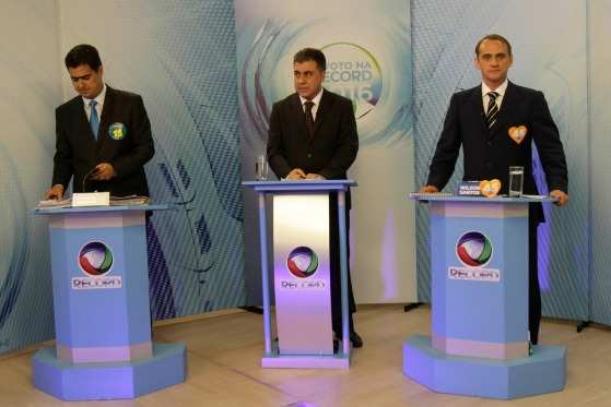 Final de debate foi tenso para Emanuel Pinheiro, na Record