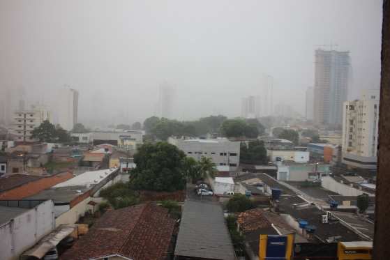 Pancadas de chuva devem ocorrer em pontos isolados
