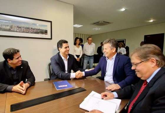 Prefeitura de Cuiabá e governo de MT pagam 13º salários nesta 6ª
