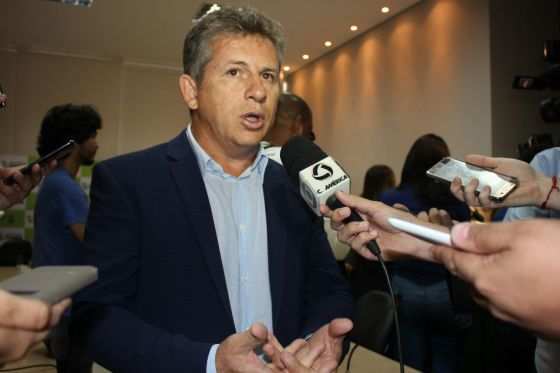 Mauro Mendes: valor de obras de asfaltamento é reajustado no fim do mandato