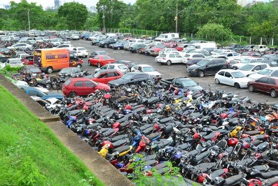 ara o leilão do dia 28 de fevereiro já estão destinados 74 carros e 370 motocicletas