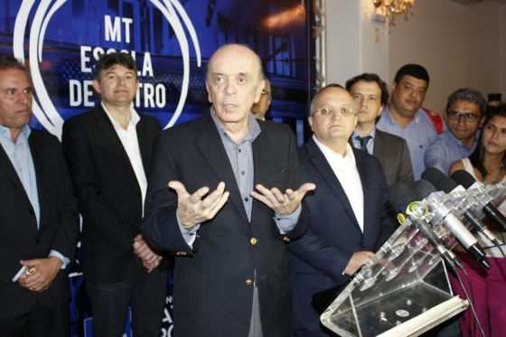 José Serra cumpre agenda oficial em Cuiabá, nesta segunda. 