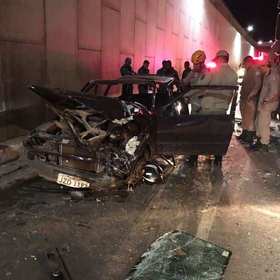 O Corpo de Bombeiros foi acionado e ajudou no resgaste a Flávio e Leandro.